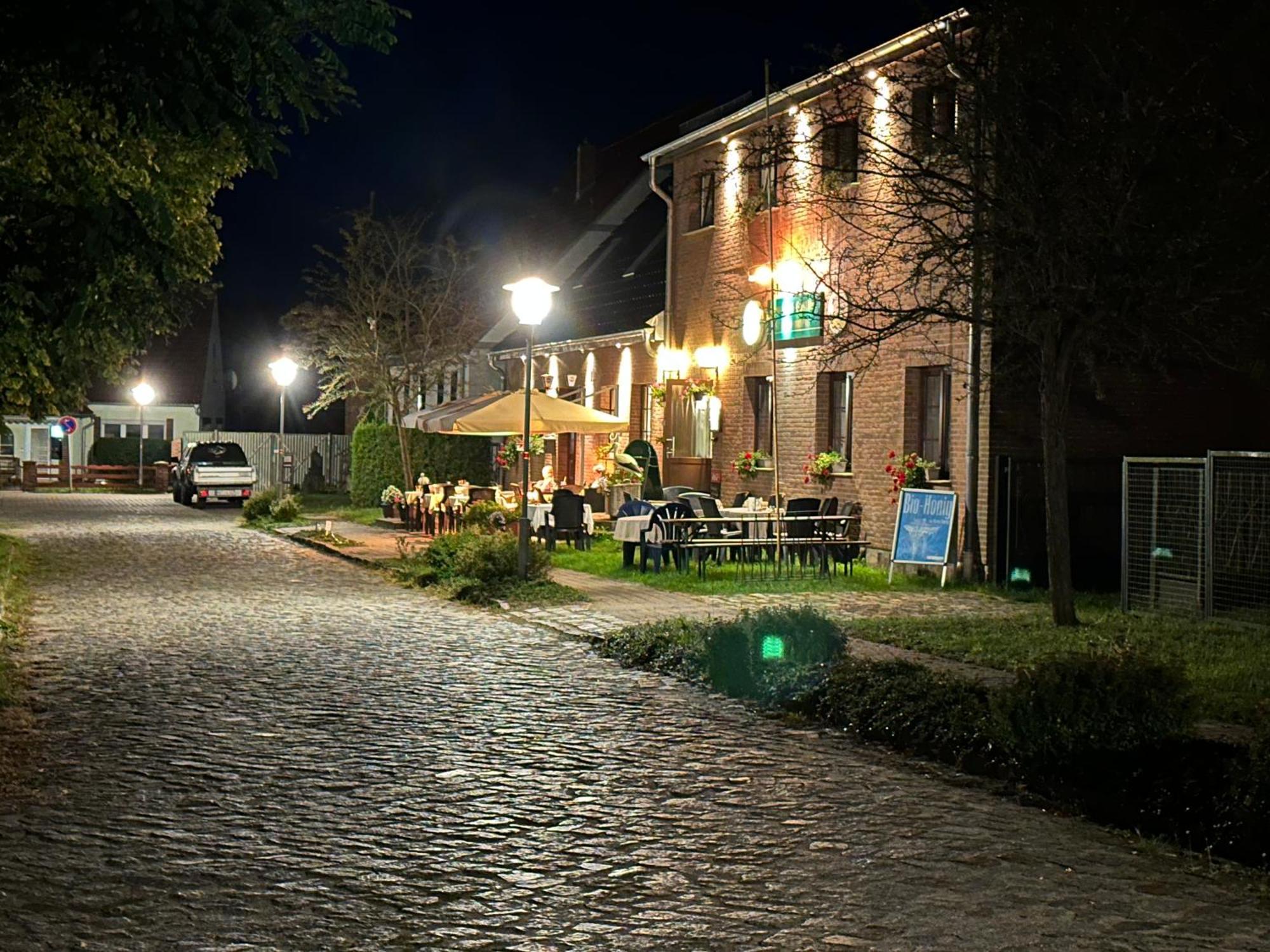Pension & Gasthof Storchennest Gross Quassow Exterior foto